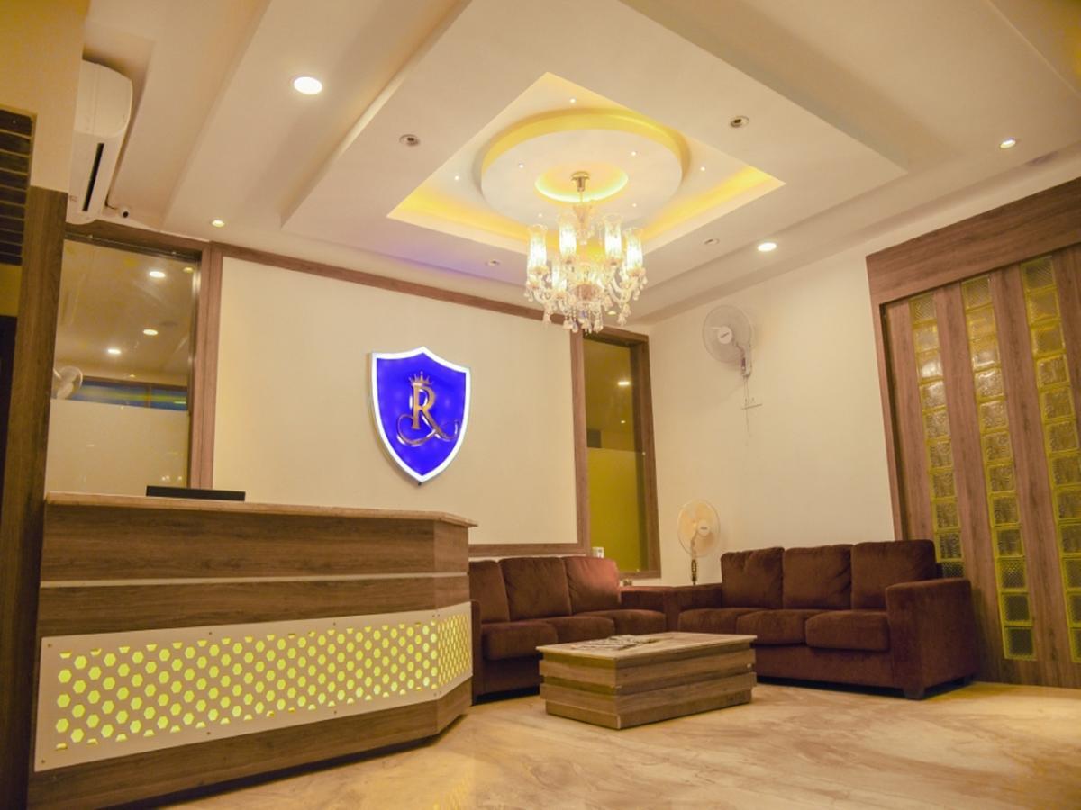 Royal Inn Khandwa Екстер'єр фото