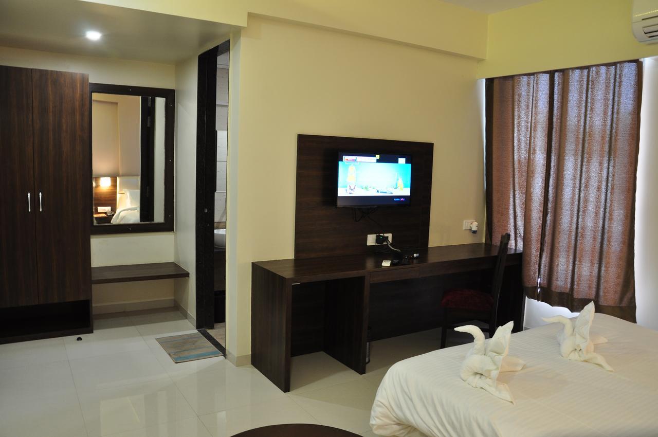Royal Inn Khandwa Екстер'єр фото